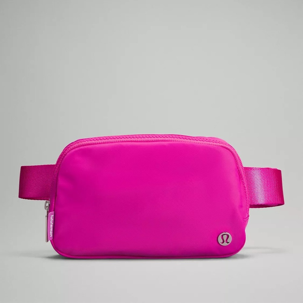 NWT Lululemon Everywhere Belt Bag 🩷 SONIC PINK / hot pink / Barbie pink